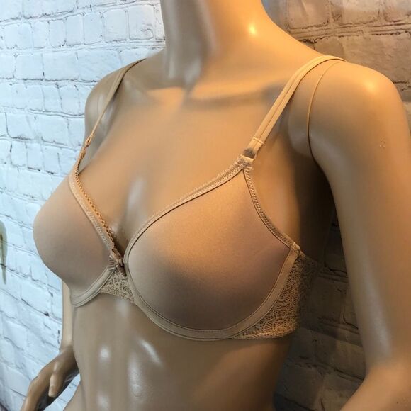 B.Tempt'd Nude Lightly Padded Underwire Bra 34B - Picture 2 of 16